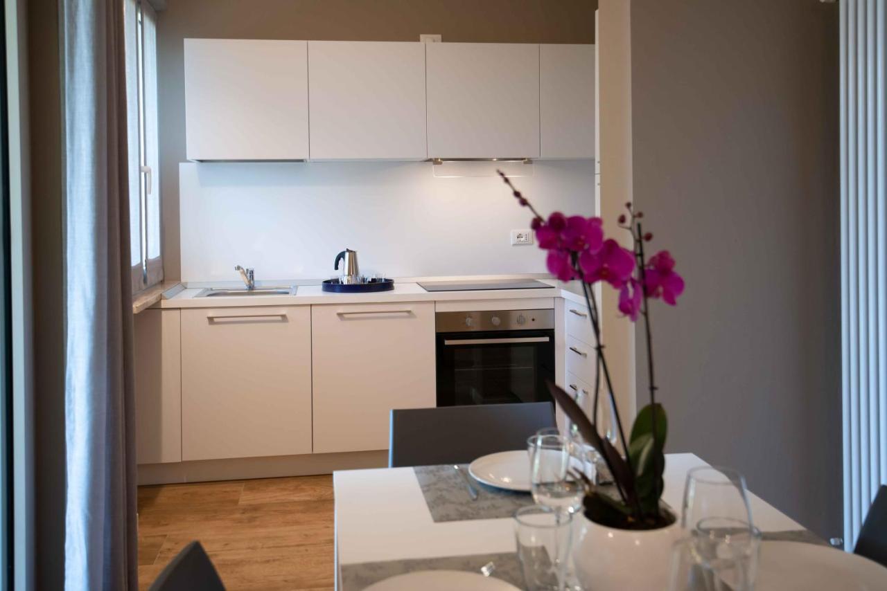 Sirmio Apartments - Narnia Stay Sirmione Exteriör bild